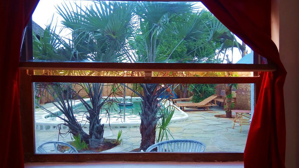 Diani Hostel Diani Beach Eksteriør billede