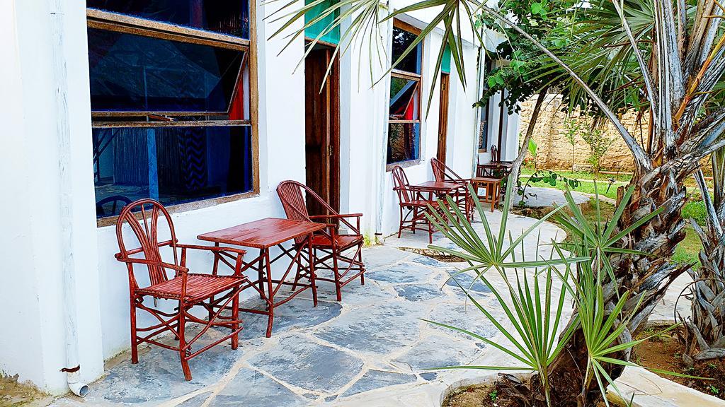 Diani Hostel Diani Beach Eksteriør billede
