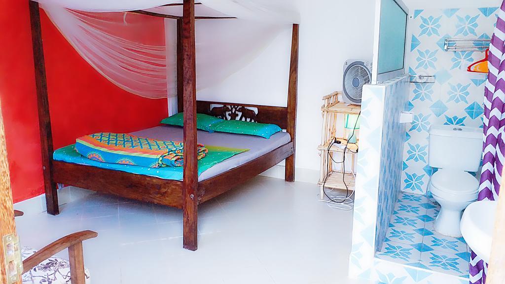 Diani Hostel Diani Beach Eksteriør billede
