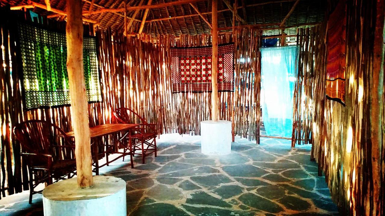 Diani Hostel Diani Beach Eksteriør billede