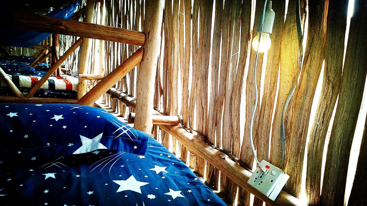 Diani Hostel Diani Beach Eksteriør billede